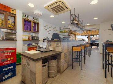 Local comercial en alquiler en Puerto Deportivo