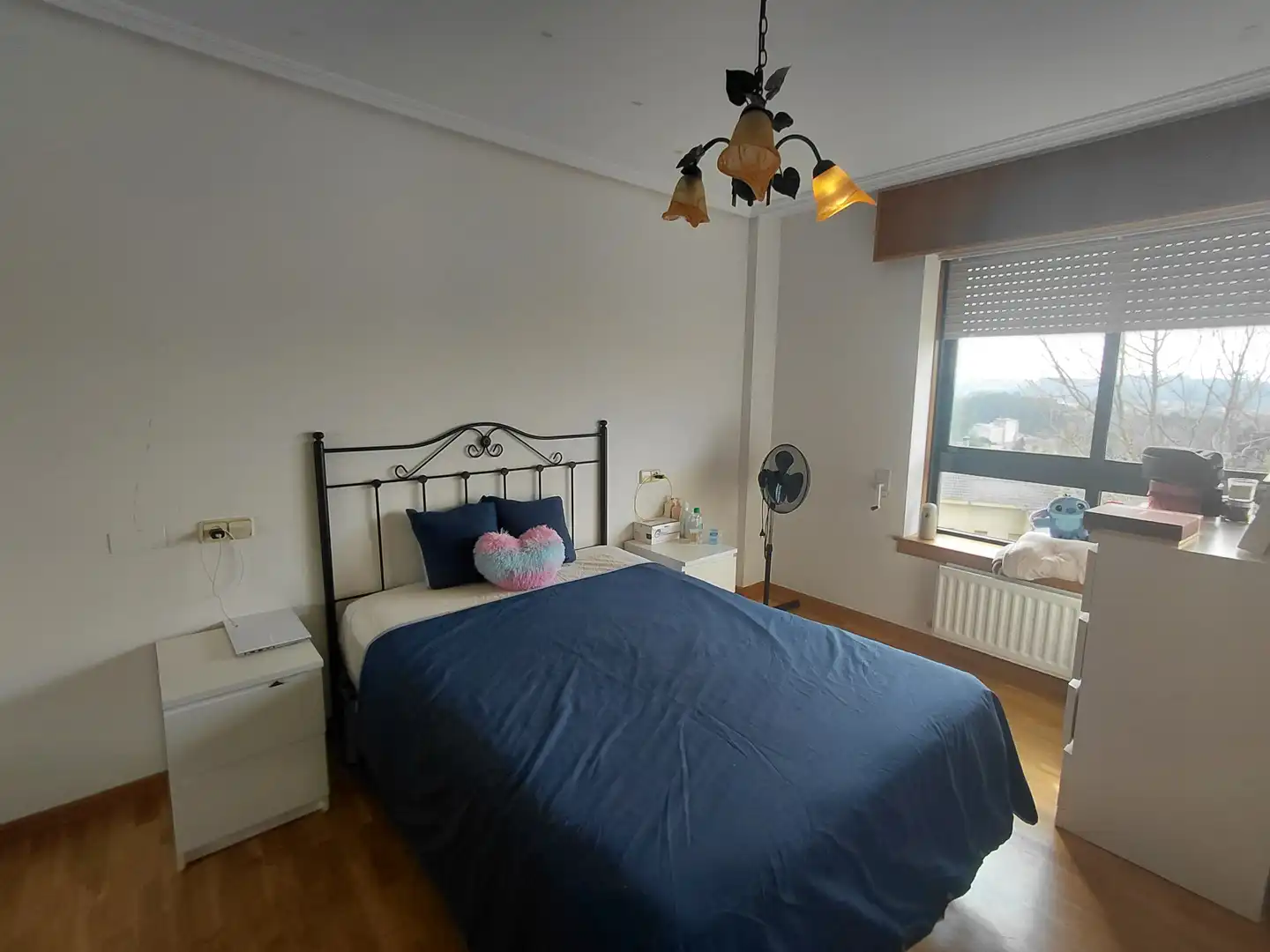 Habitación de Apartamento en venta en Oleiros con Calefacción, Jardín privado y Parquet