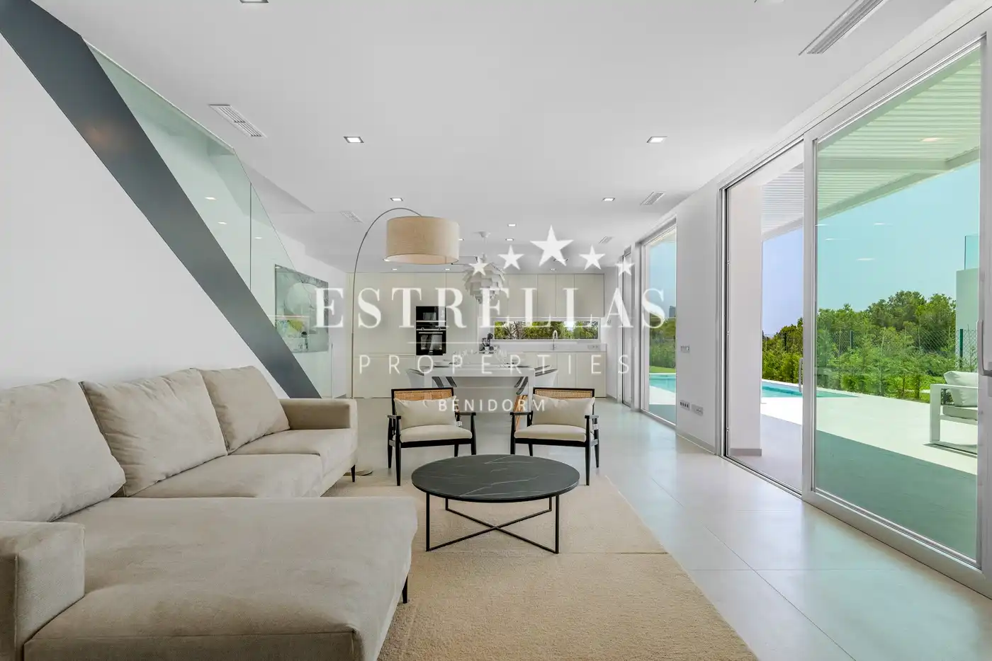 Chalet con piscina en venta en Golf Bahía, imagen 9