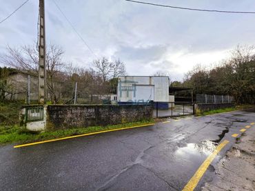 Nave industrial en venta en As Lagoas
