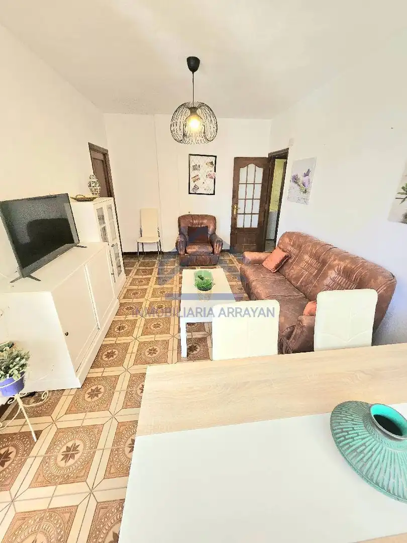 Sala de estar de Piso en venta en Granada con Terraza y Amueblado