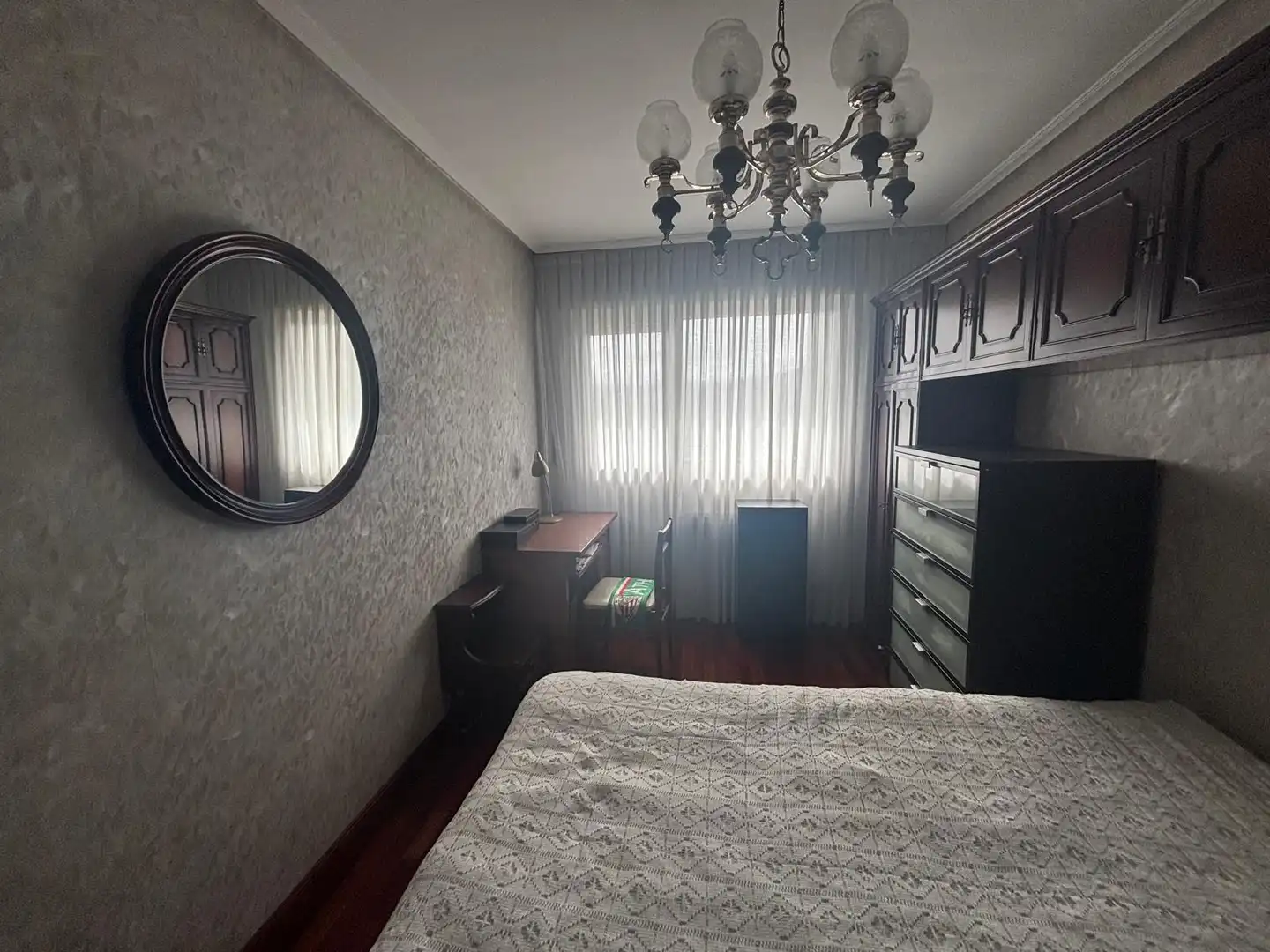 Habitación de Piso en venta en Basauri  con Calefacción, Amueblado y Balcón