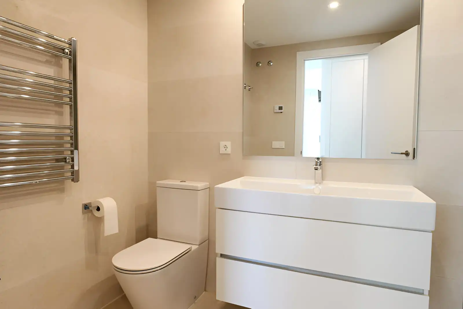 Apartamento con piscina en venta en Estepona Pueblo, imagen 28