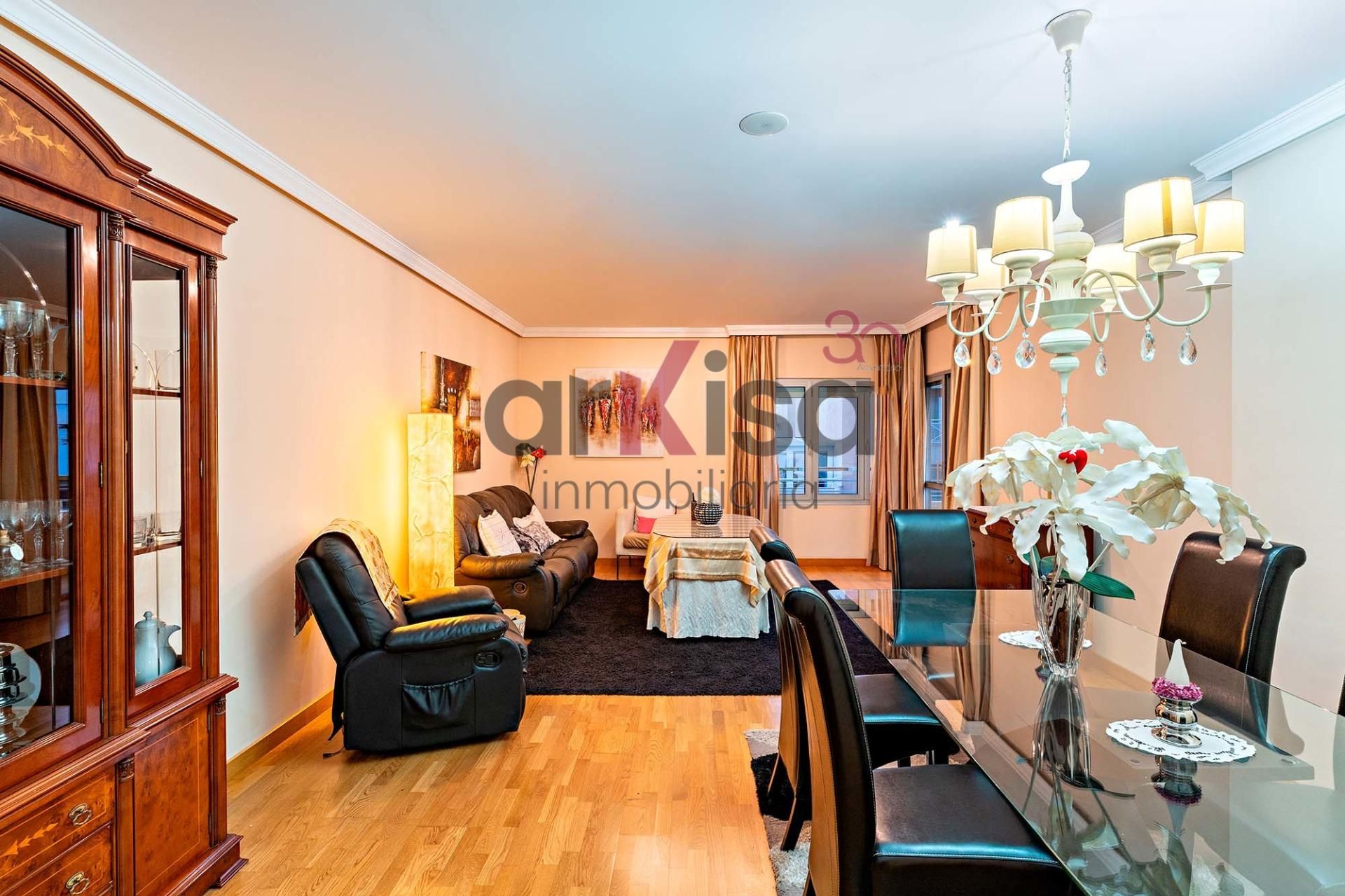 Sala d'estar de Pis en venda en El Ejido amb Aire condicionat, Terrassa i Balcó