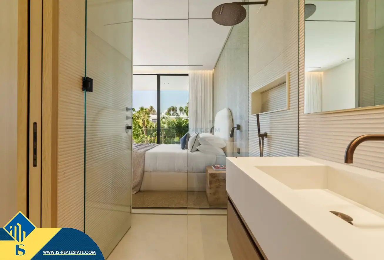 Chalet con piscina en venta en Milla de Oro, imagen 5
