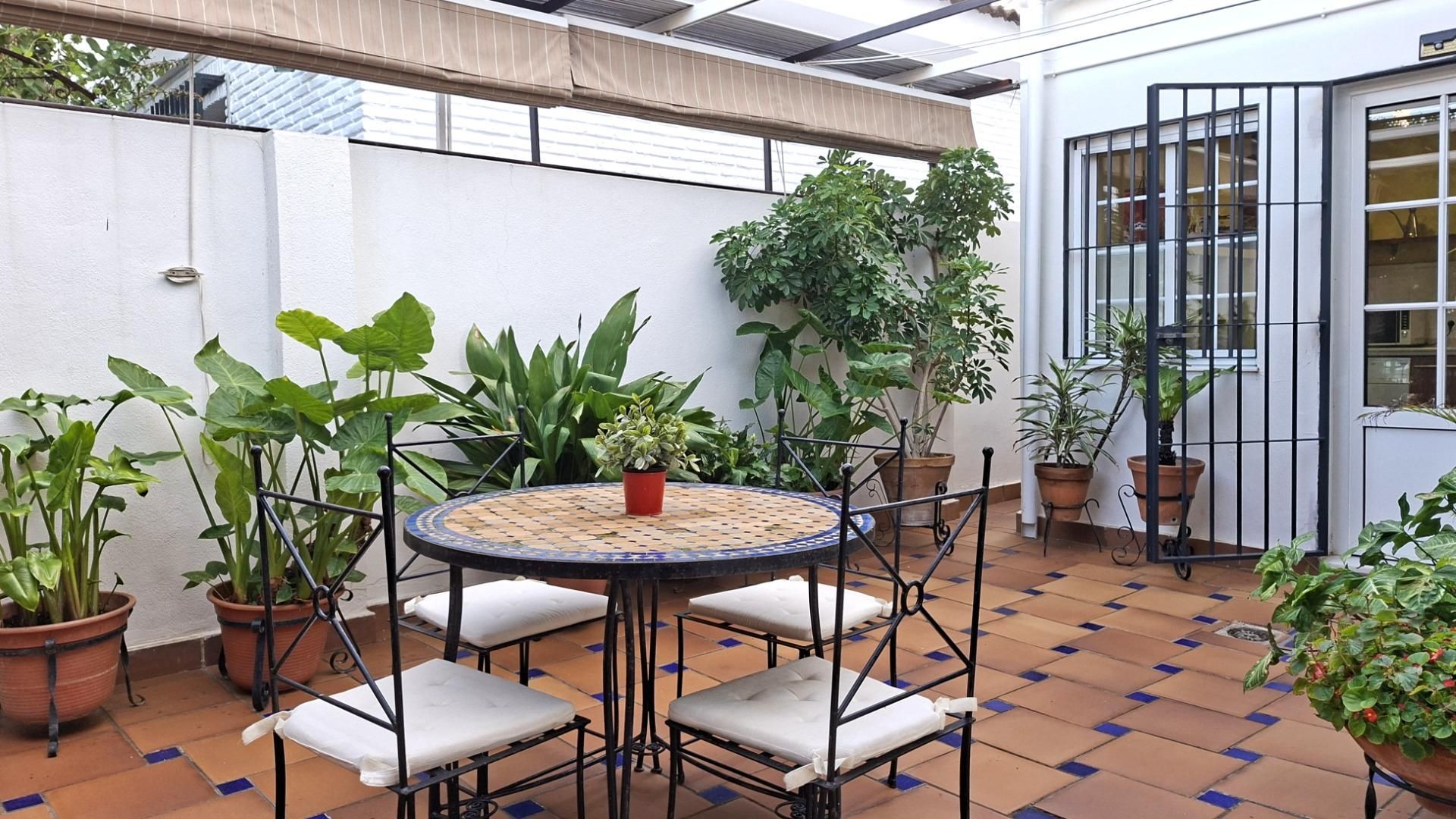 Terrace of House or chalet for sale in Gines  with Air Conditioner, Private garden and Storage room