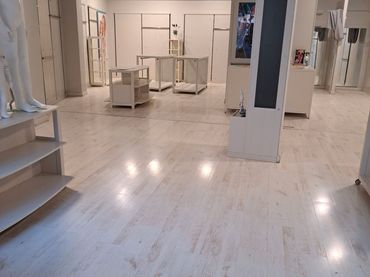 Locale commerciale in affitto a Guadix