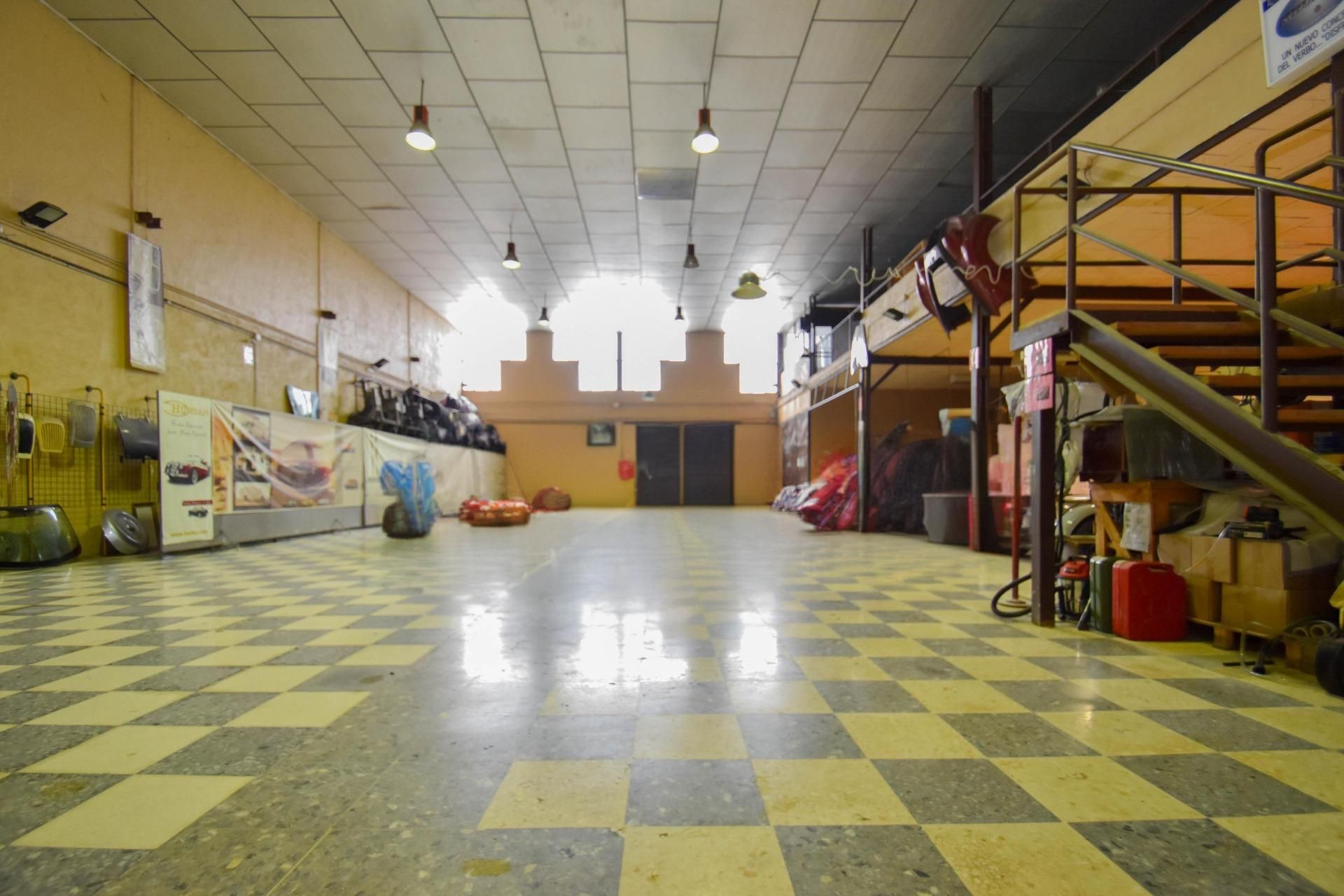 Nau industrial en venda en Santa Fe