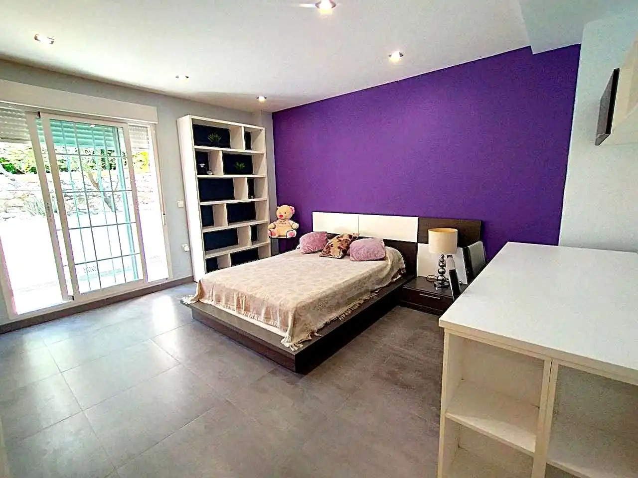 Habitación de Casa o chalet en venta en Oliva con Aire acondicionado, Jardín privado y Terraza