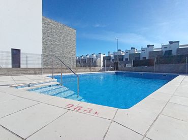 Haus mit Pool zum Verkauf in Aranzana 20