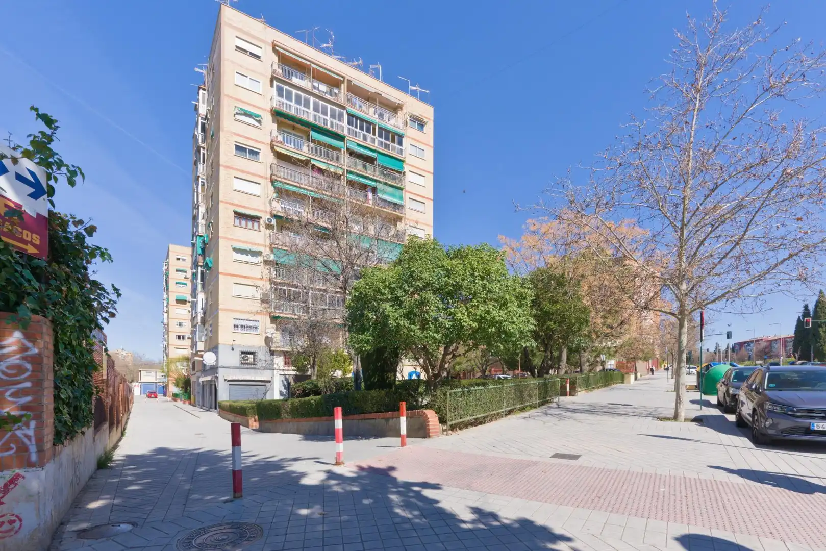 Exterior view of Flat for sale in Granada  with Heating