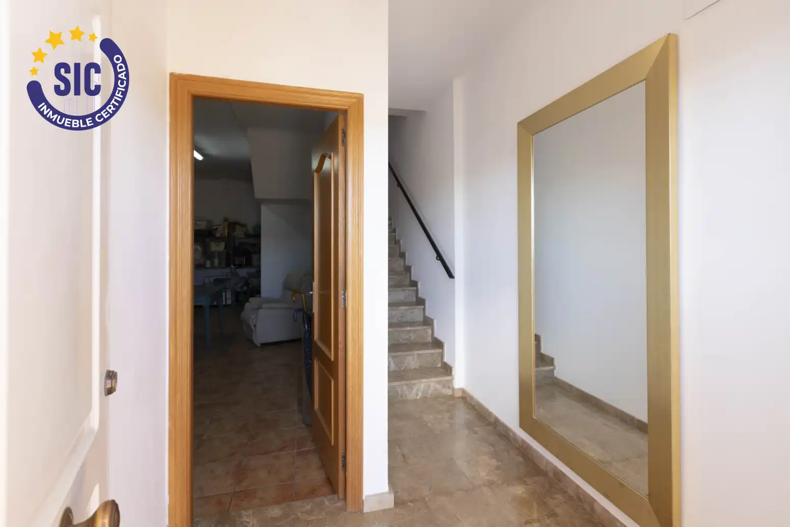 Casa adosada en venta en Llombai con Calefacción, Terraza y Balcón