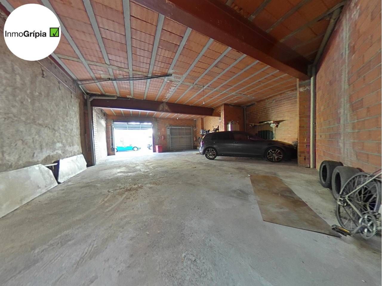 Parking of House or chalet for sale in Terrassa  with Heating and Terrace