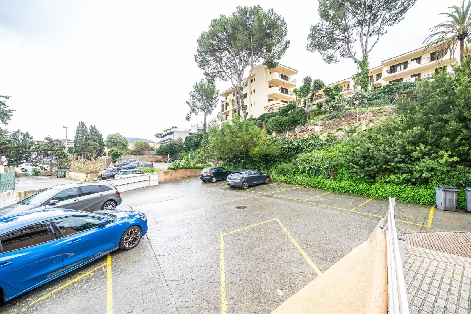 Parking of Commercial properties for sale in Calvià  with Air Conditioner and Furnished
