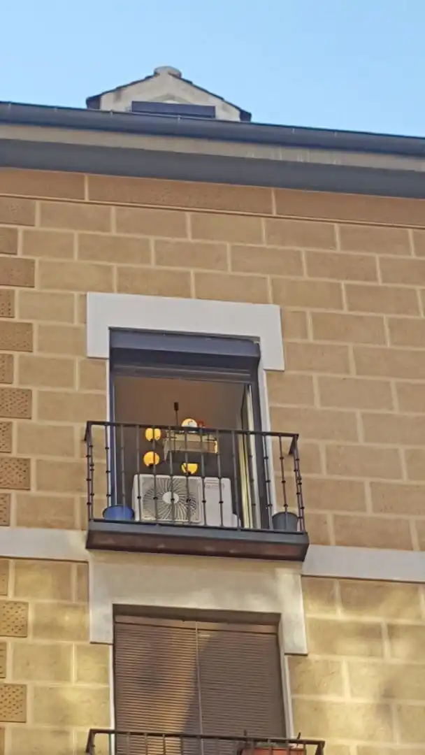 Terraza de Ático de alquiler en Madrid con Aire acondicionado, Calefacción y Amueblado