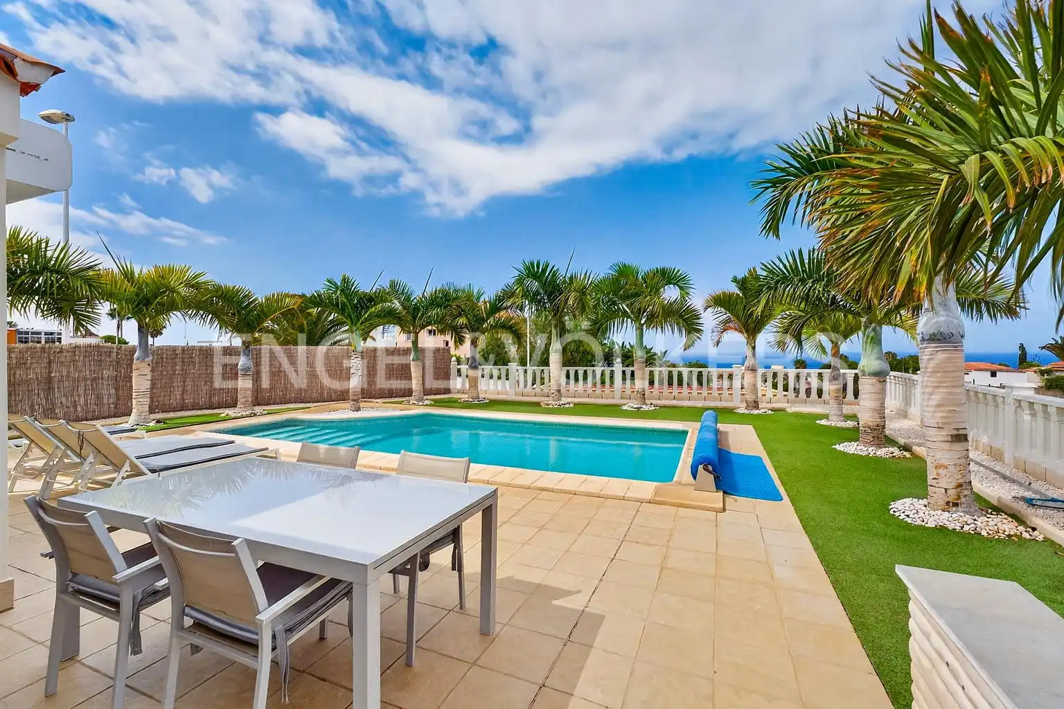 Swimming pool of Houses for sale in Adeje  with Air Conditioner, Terrace and Swimming Pool