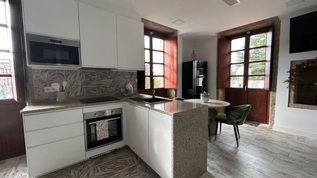 Kitchen of Apartment to rent in Santiago de Compostela   with Terrace, Furnished and Oven