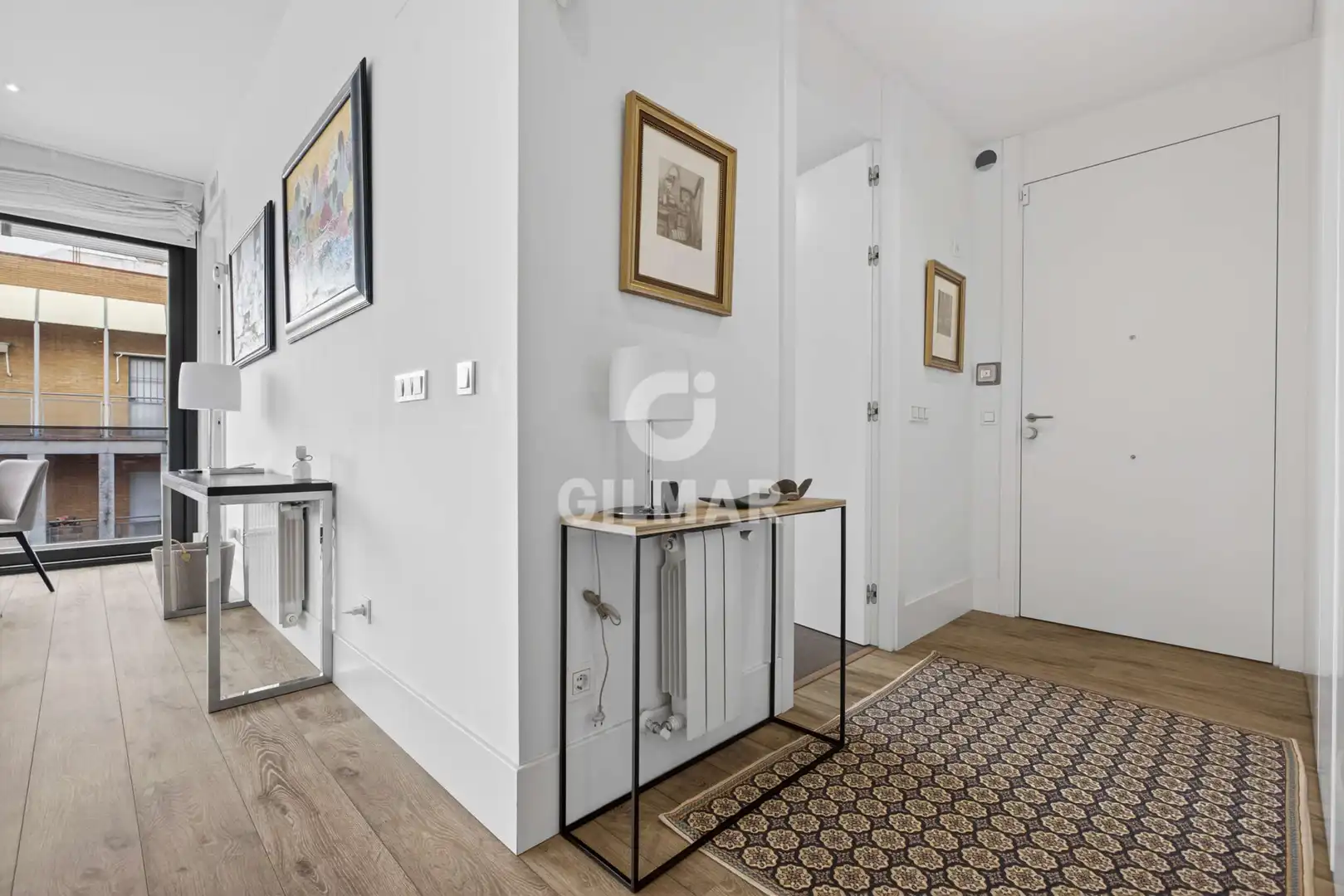 Piso en venta en Sevilla con Calefacción, Trastero y Piscina