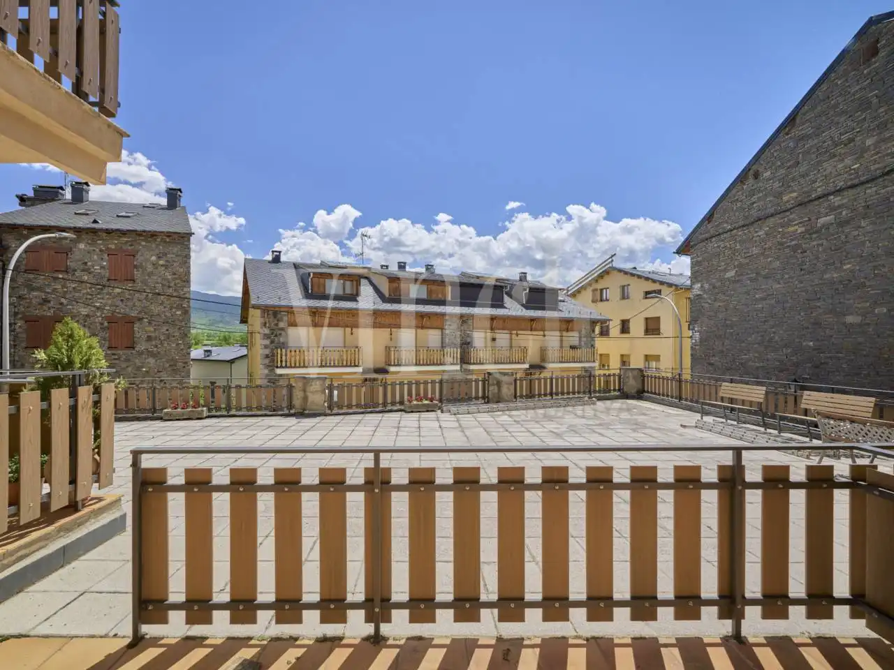 Exterior view of Flat for sale in Llívia  with Parquet flooring and Terrace