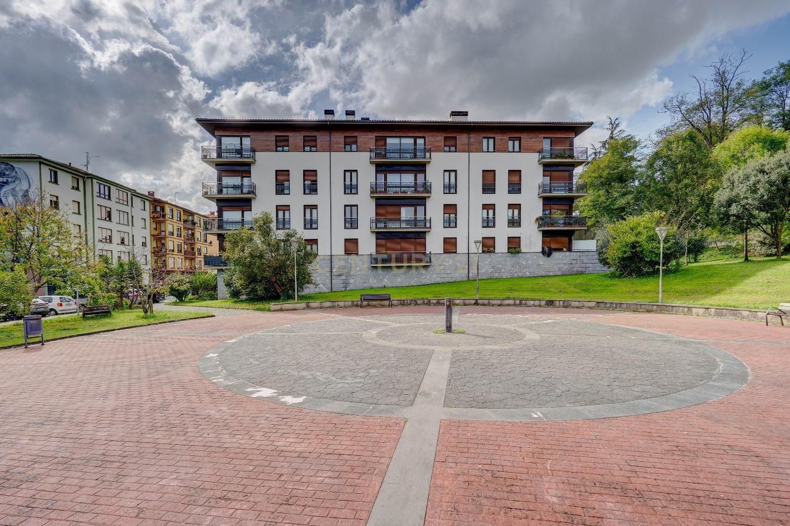 Exterior view of Flat for sale in Markina-Xemein  with Private garden, Oven and Washing machine