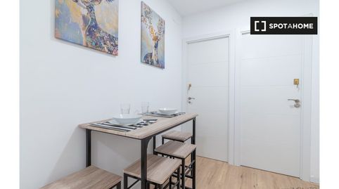 Photo 5 of Flat for rent in Acacias, Madrid Capital