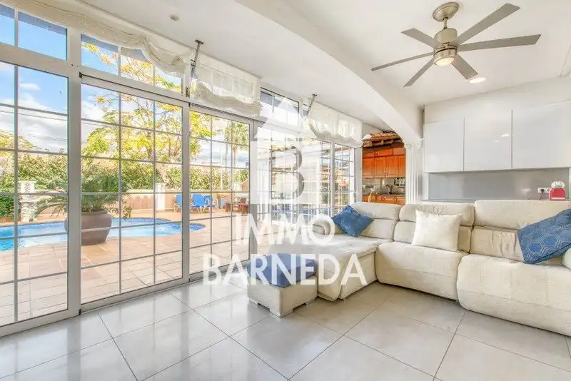 Casa o chalet en venta en Requesens, 125, Requesens