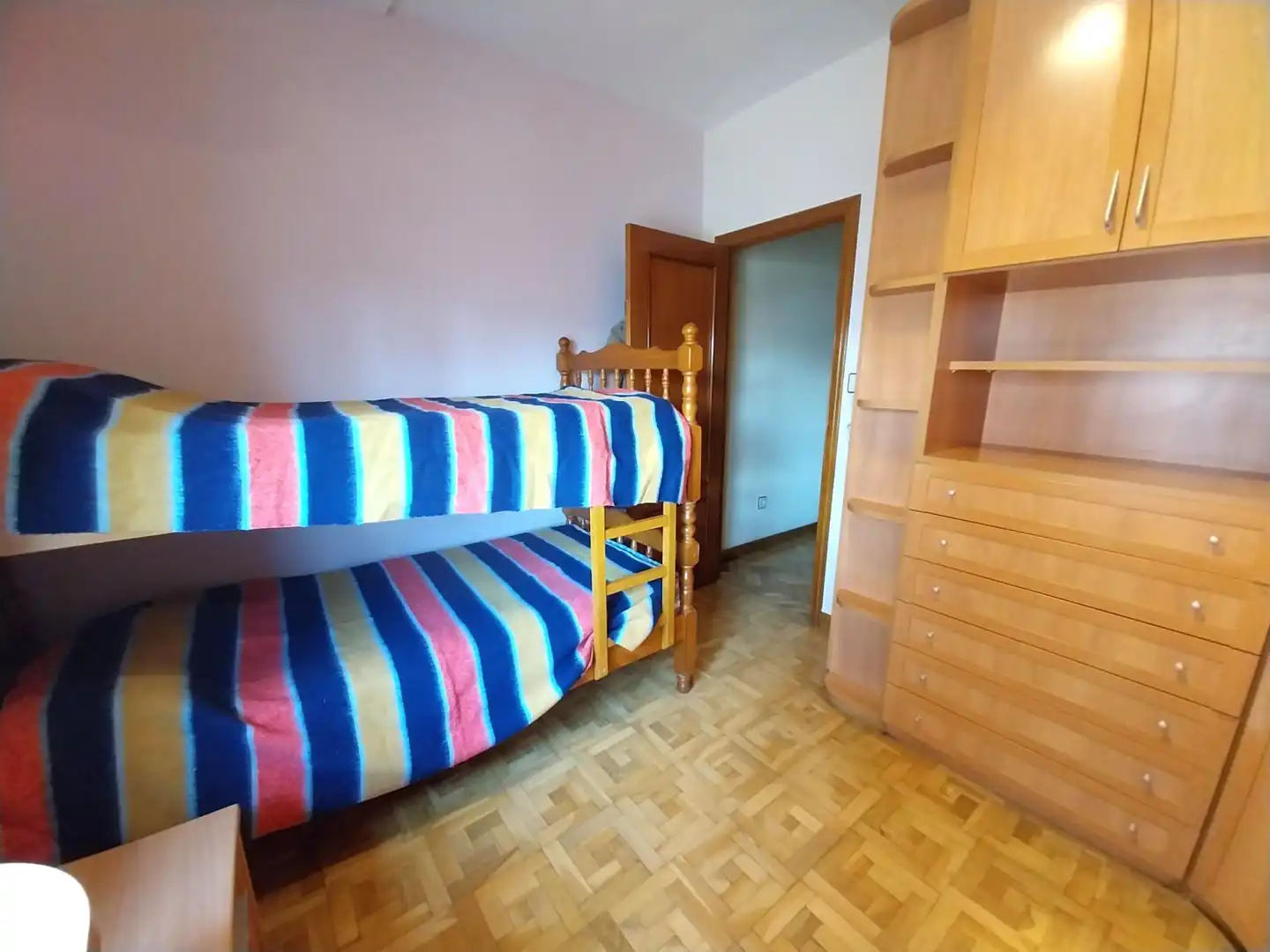 Habitación de Piso en venta en Valladolid con Calefacción, Parquet y Balcón