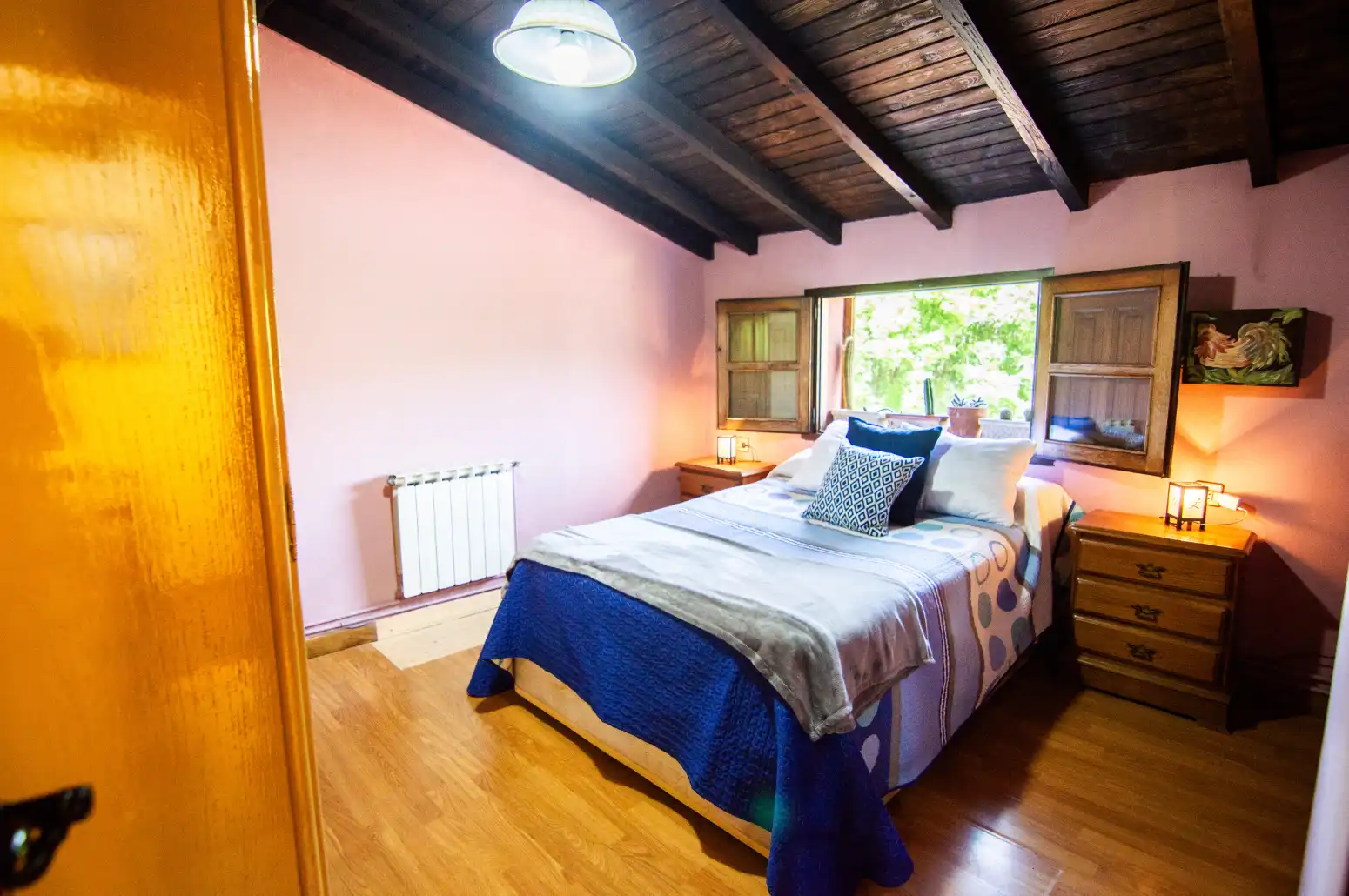 Dormitori de Casa o xalet en venda en Llanes amb Calefacció