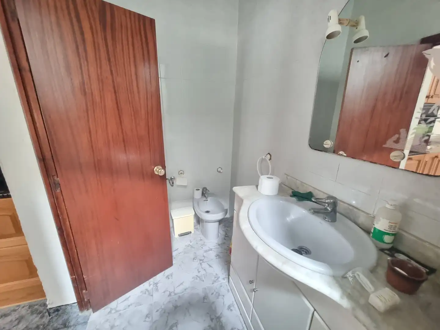 Bany de Casa o xalet en venda en Almería amb Jardí privat, Terrassa i Moblat