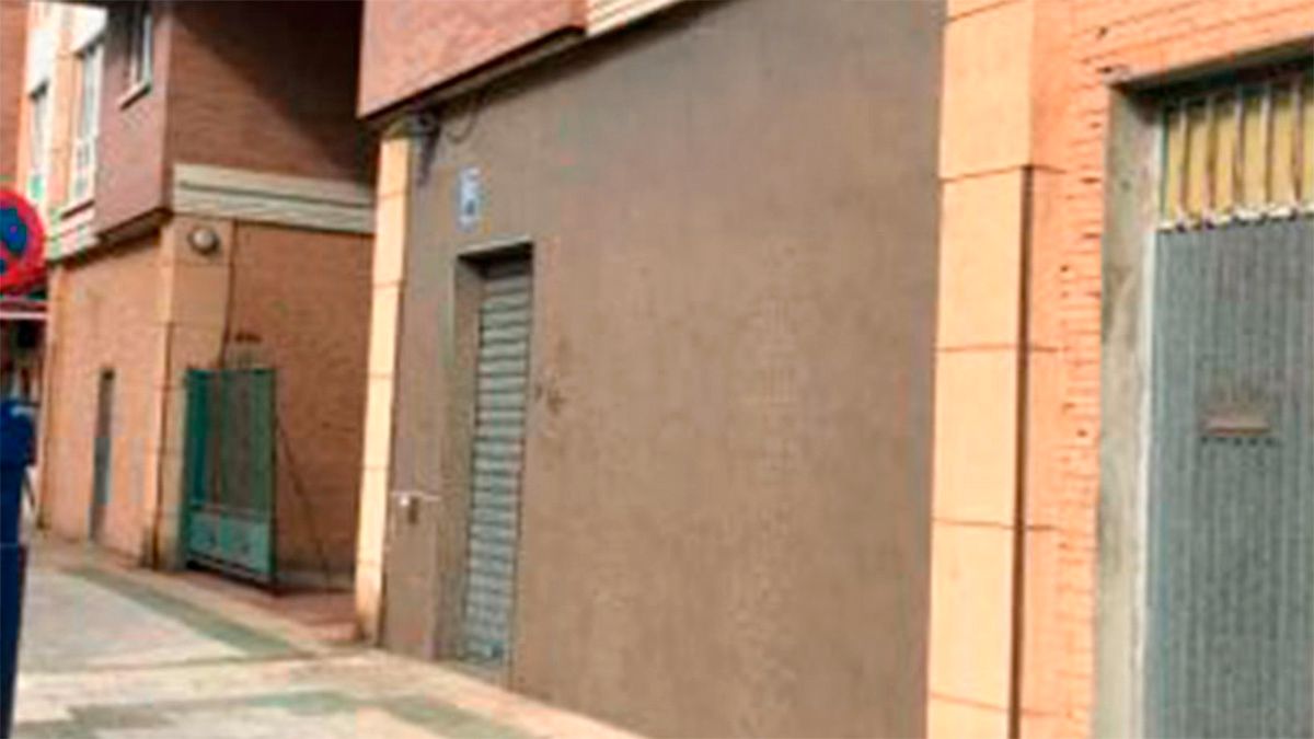 Vista exterior de Local en venda en Palencia Capital