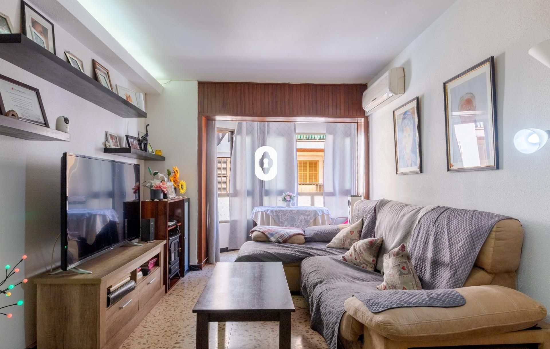 Flat for sale in  DE MIGUEL SERVET, Son Amonda - Reis Catòlics