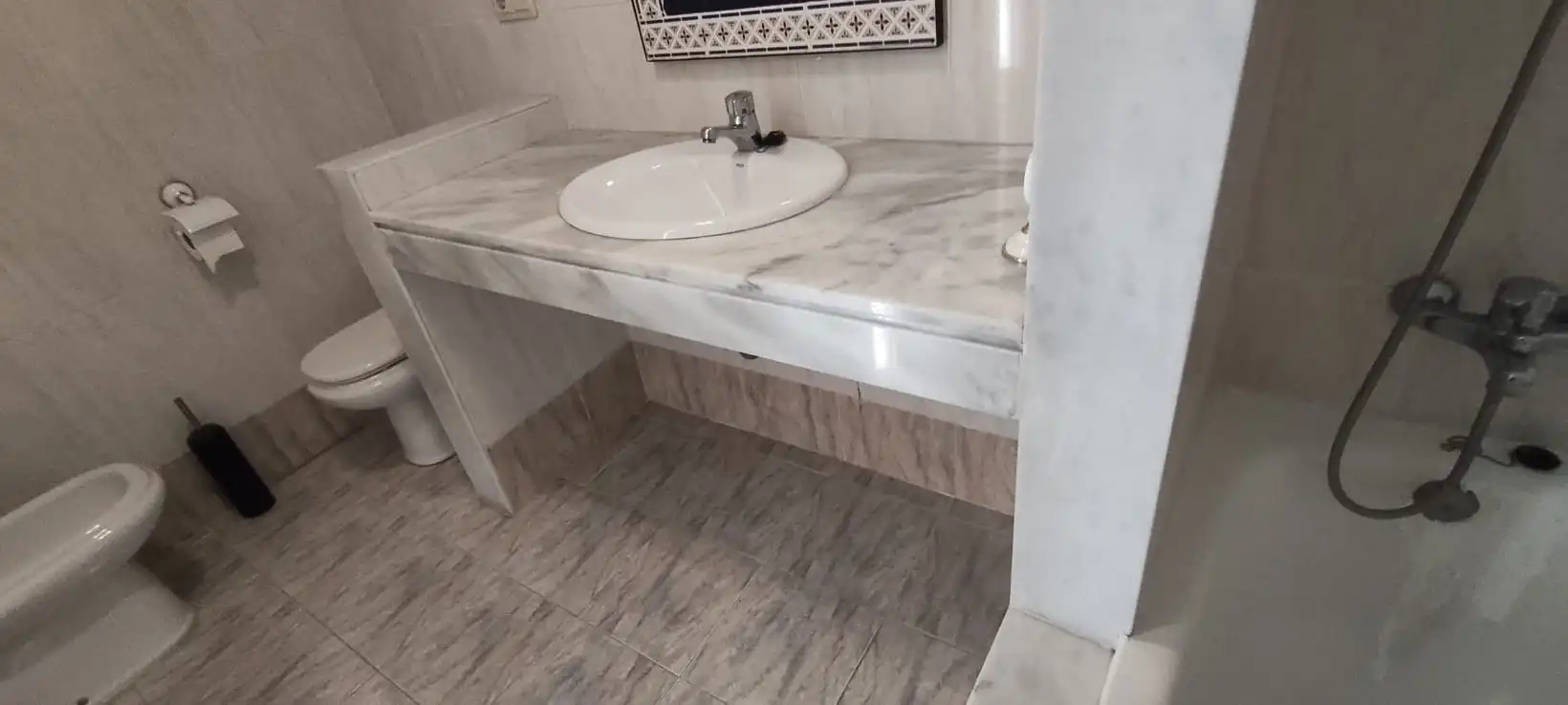 Bany de Pis en venda en Motril amb Aire condicionat, Terrassa i Piscina comunitària