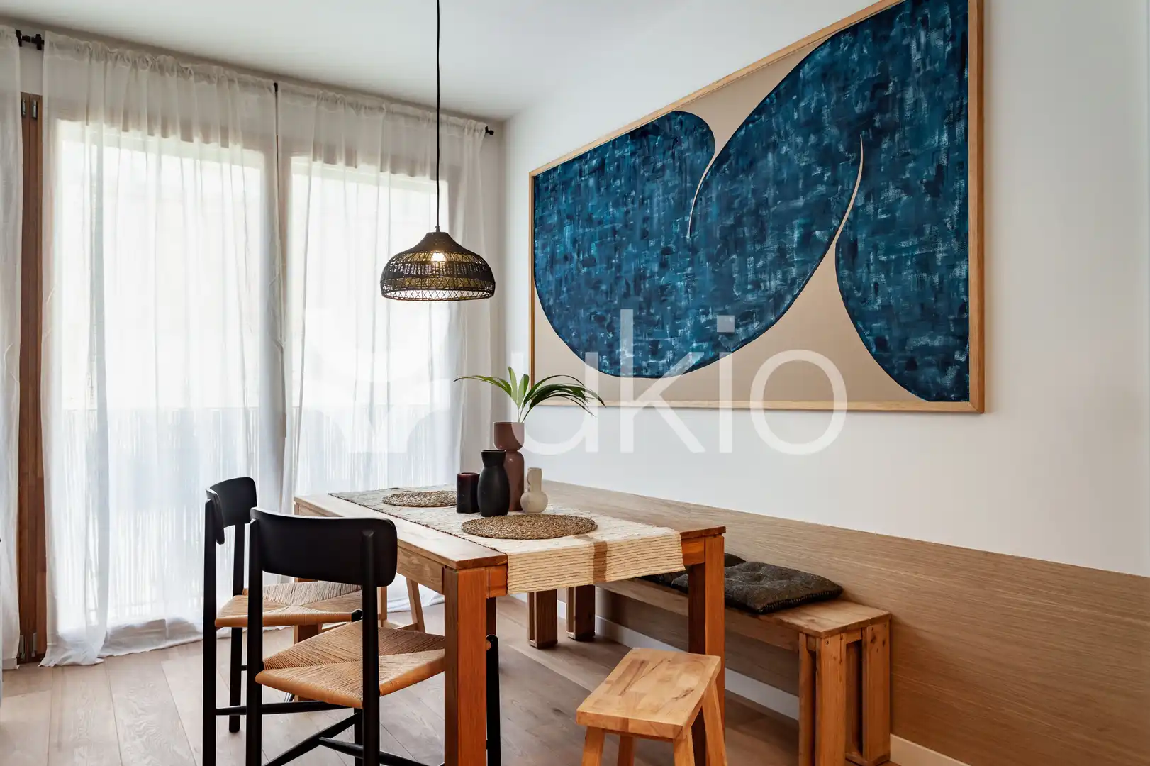 Comedor de Apartamento de alquiler en Barcelona con Aire acondicionado, Calefacción y Amueblado