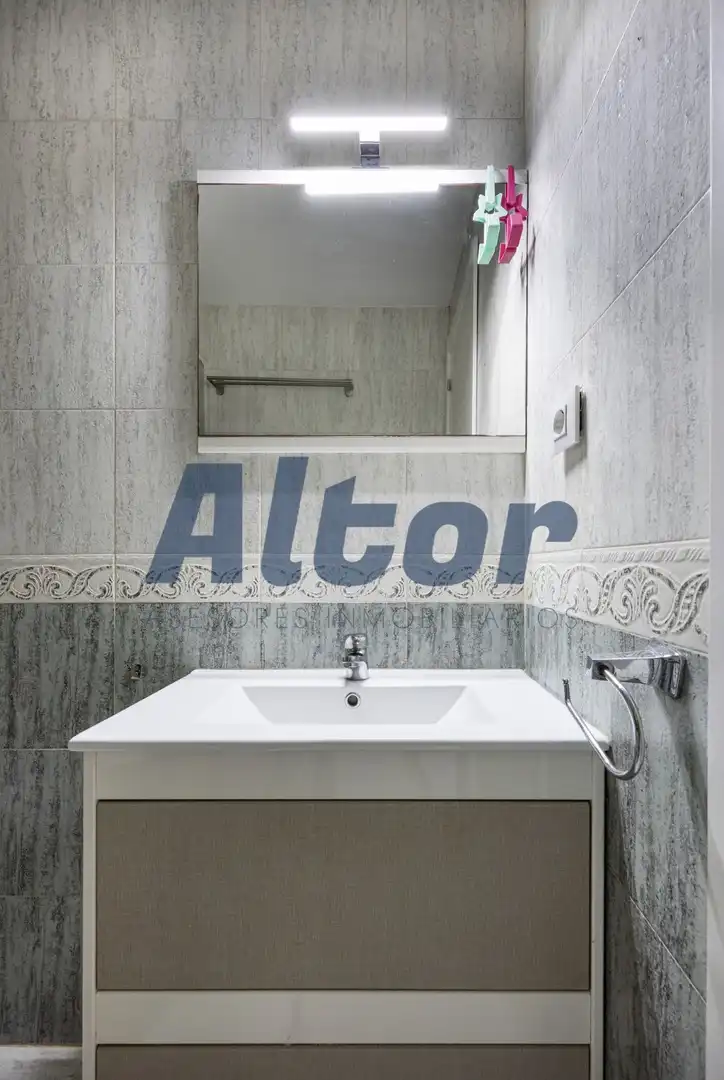 Baño de Piso en venta en Madrid con Aire acondicionado y Calefacción
