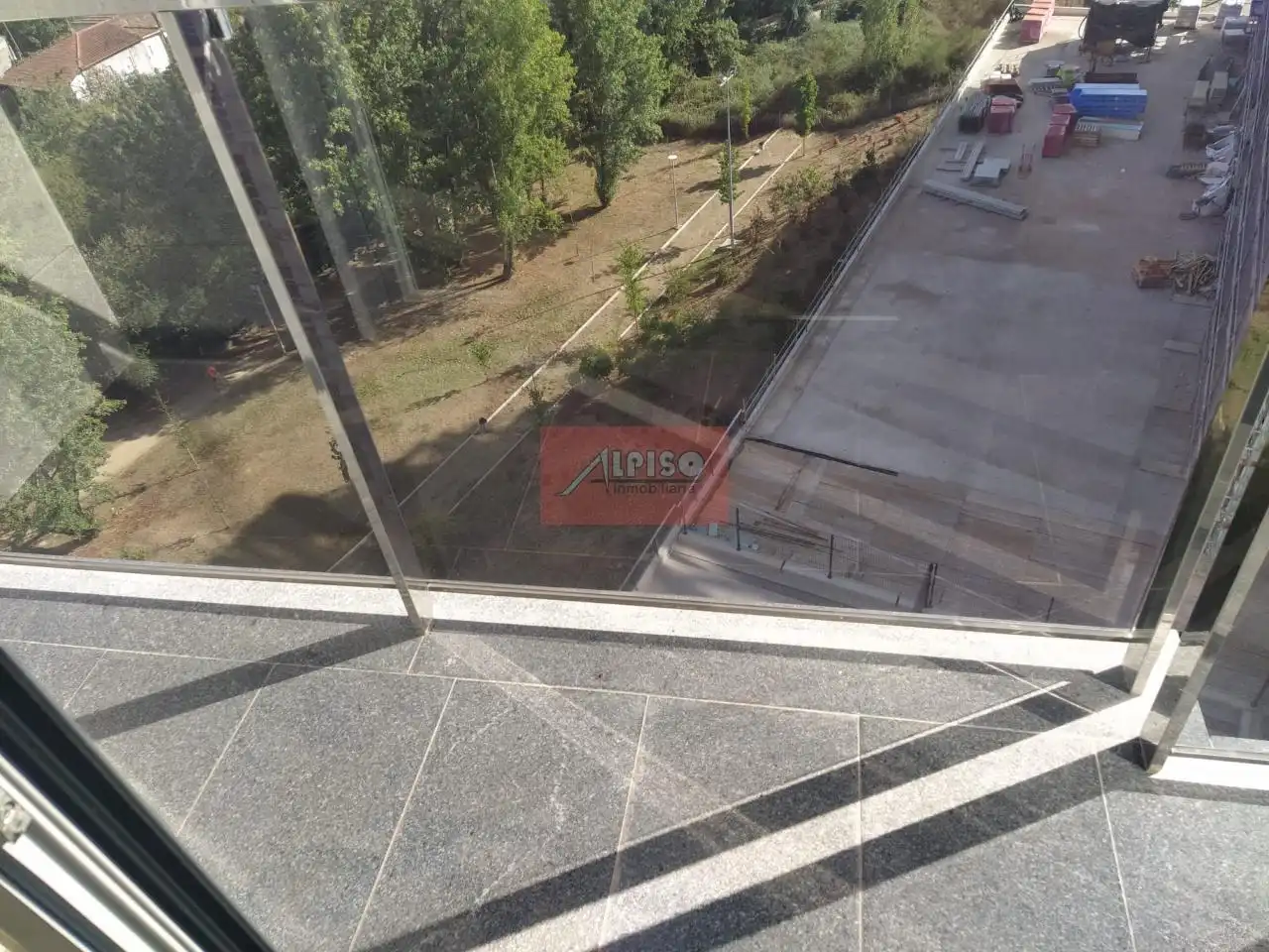 Terrassa de Estudi en venda en Ourense Capital  amb Calefacció i Balcó