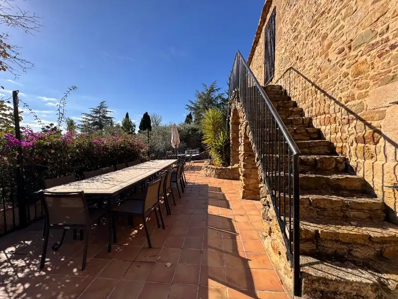 Terraza de Finca rústica en venta en Ullastret con Aire acondicionado, Calefacción y Jardín privado