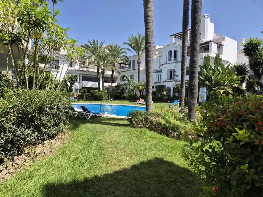 Erdgeschosswohnung mit Pool zur Miete in Nueva Andalucía, imagen 14