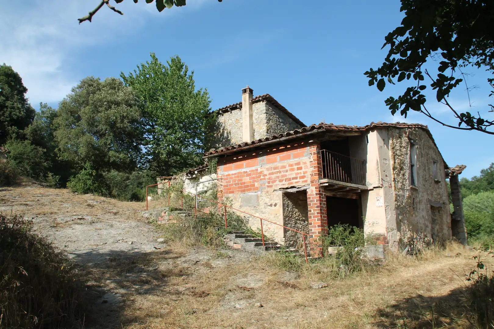 Vista exterior de Finca rústica en venda en Sant Feliu de Pallerols