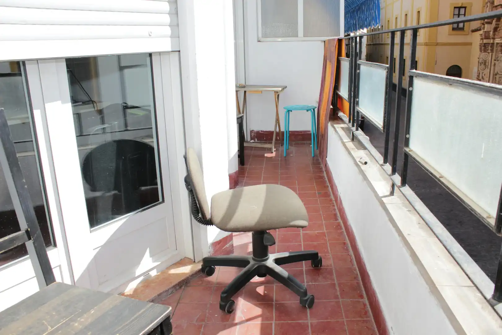 Terrasse von Wohnung zur untervermieten in Sevilla mit Klimaanlage, Möbliert und Waschmaschine