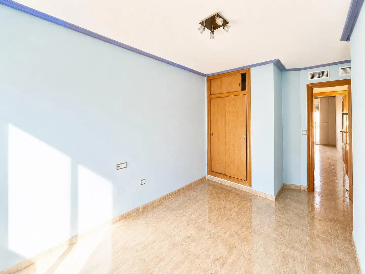 Habitación de Piso en venta en Murcia