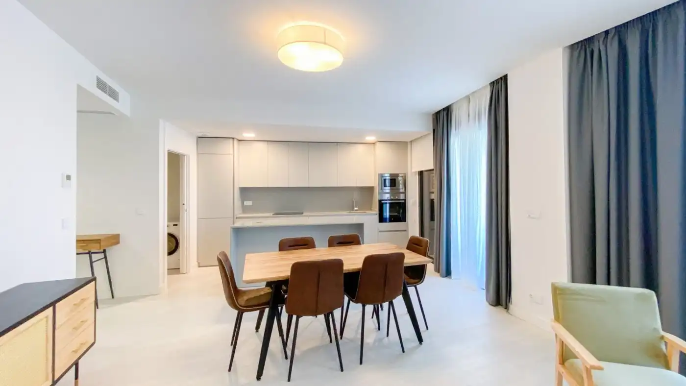 Esszimmer von Wohnung zur Miete in Málaga mit Klimaanlage, Heizung und Privatgarten