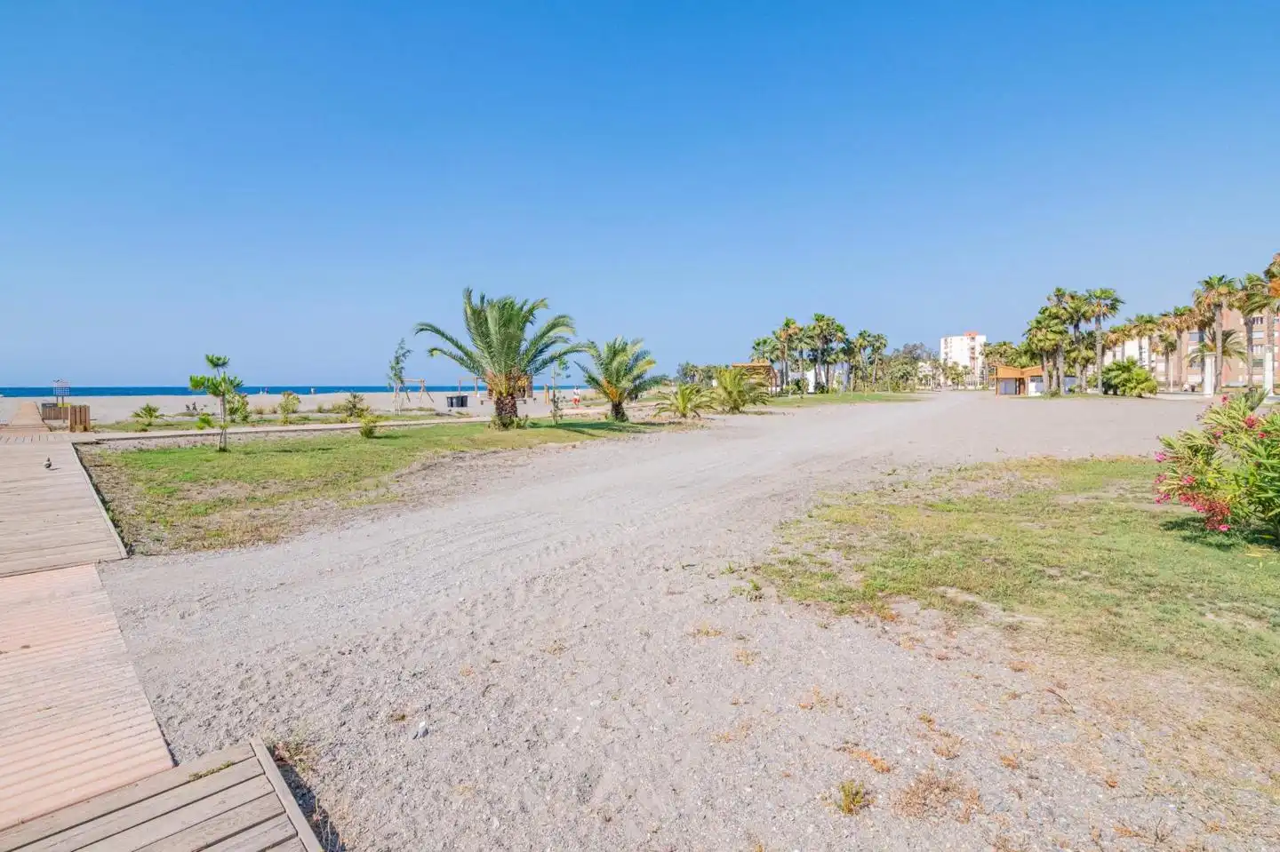 Piso en venta en Motril con Terraza y Piscina comunitaria