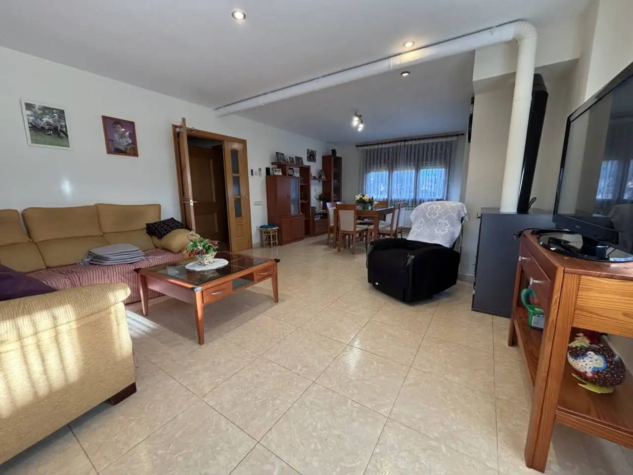 Sala de estar de Casa o chalet en venta en Perafita con Aire acondicionado, Calefacción y Jardín privado