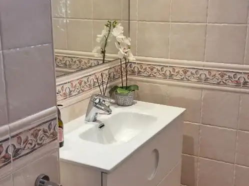 Casa aparellada amb piscina en venda a AVENIDA DE MALTA 10, imagen 26