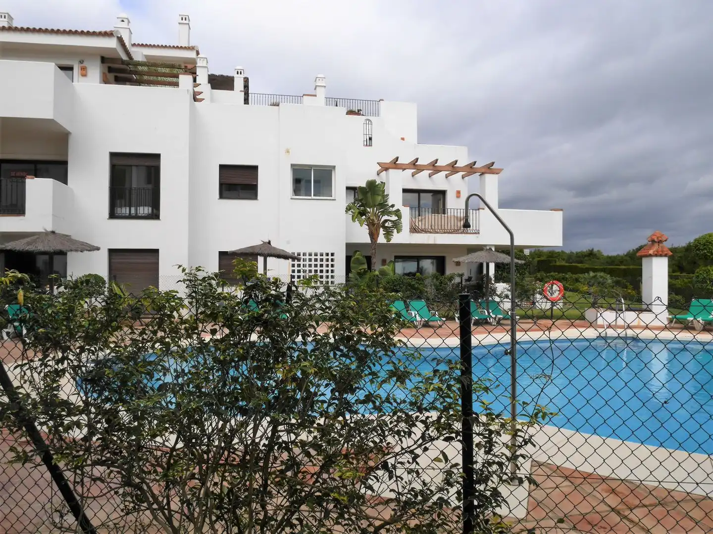 Jardí de Apartament de lloguer en La Alcaidesa amb Aire condicionat, Calefacció i Terrassa