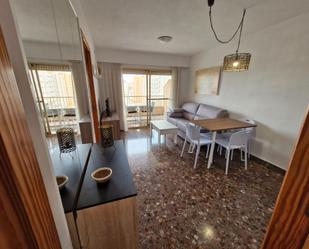 Sala d'estar de Apartament de lloguer en Gandia amb Aire condicionat i Terrassa