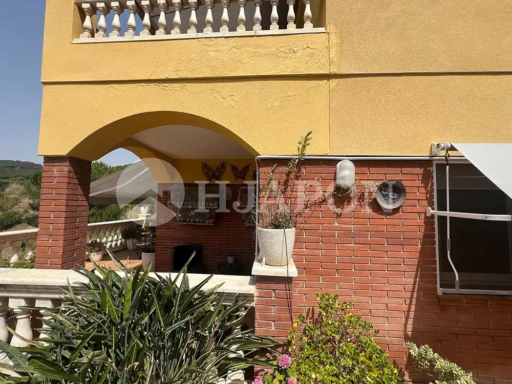 Terrassa de Casa o xalet en venda en Vilassar de Dalt amb Aire condicionat, Calefacció i Jardí privat