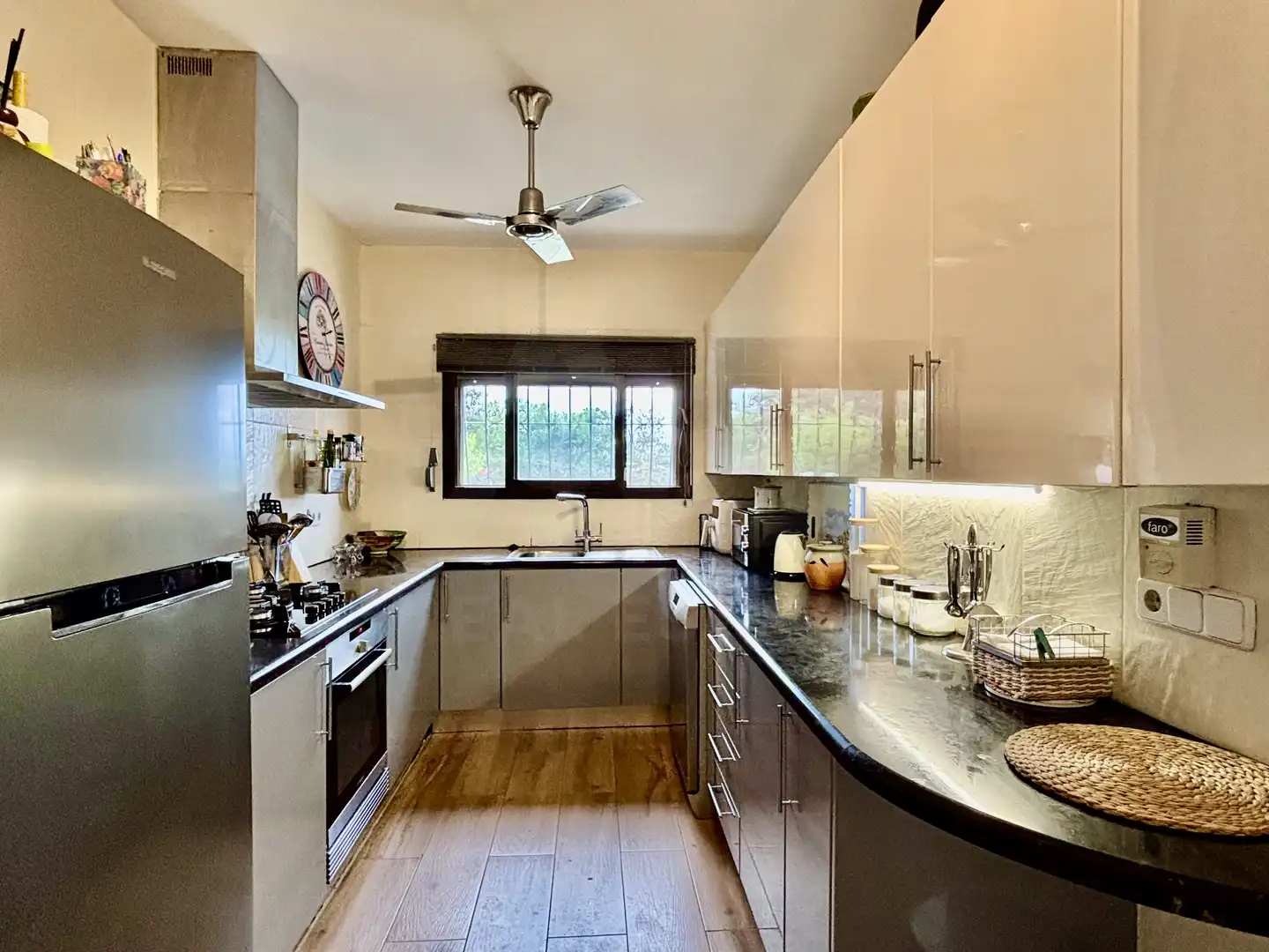 Kitchen of Houses for sale in Cap Martí - El Tossalet - Pinomar