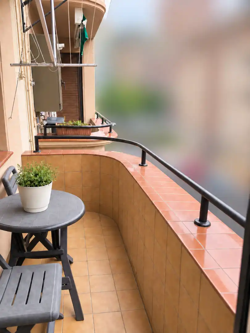 Balcony of Flat for sale in Deusto