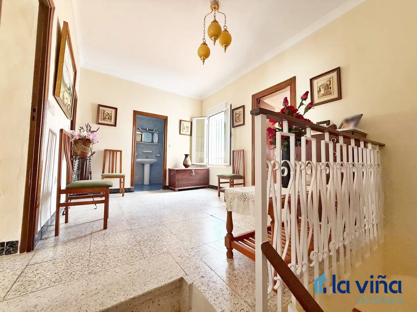 Houses for sale in Mollina  with Air Conditioner, Heating and Furnished
